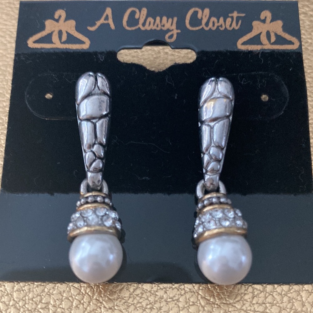 Classic Silver and Pearl Drop Earrings